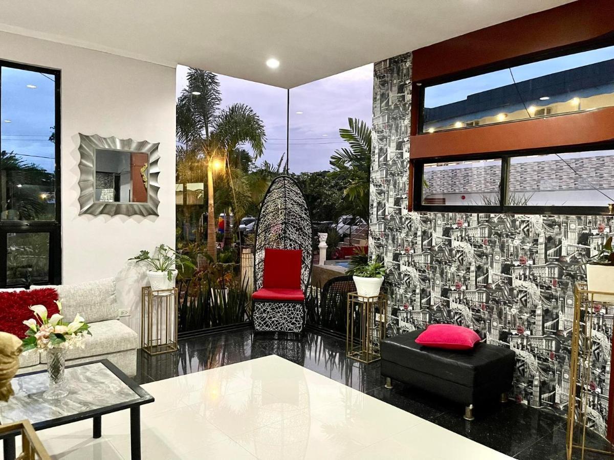 Little Rock Cebu Hotell Lapu-Lapu City Eksteriør bilde